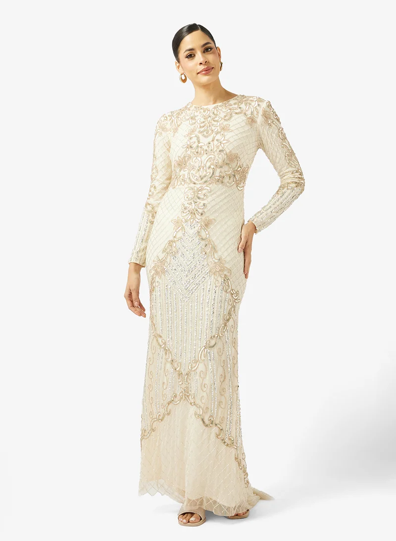 ماري فستان ماكسي مزين بالترتر